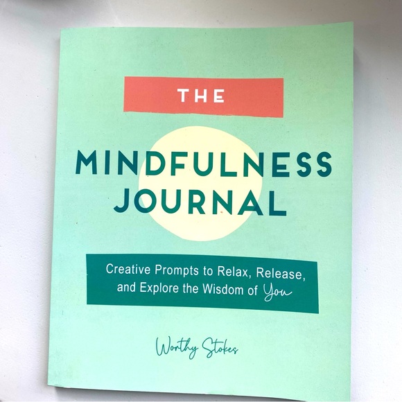 Mindfulness journal (NEW) - Picture 1 of 5